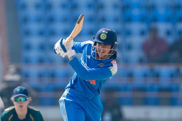 Smriti Mandhana เป็นหนึ่ง 100 สั้นของเท่ากับ Meg Lanning's บันทึกระหว่างประเทศร้อยๆของ 17 Smriti Mandhana เป็นหนึ่ง 100 สั้นของเท่ากับ Meg Lanning's บันทึกระหว่างประเทศร้อยๆของ 17