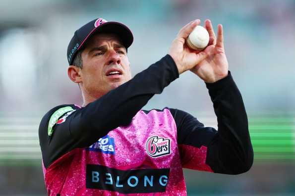 Henriques จะเล่นสำหรับ Sixers อย่างน้อยอีกปี. Henriques จะเล่นสำหรับ Sixers อย่างน้อยอีกปี.