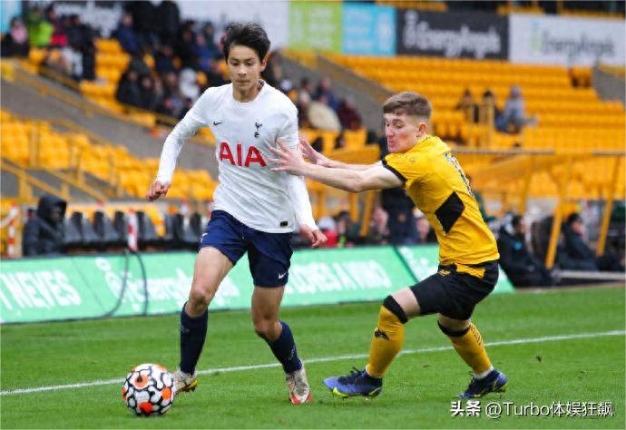 เป้าหมายการแปลงสัญชาติใหม่ของท่าเรือเซี่ยงไฮ้ถูกเปิดเผย! อดีตนักเรียนจากสถาบันแมนเชสเตอร์ซิตี้เตรียมตัวเป็นแกนนำของทีมในอนาคต_จิน ฮัน_นักกีฬา_โรม่า