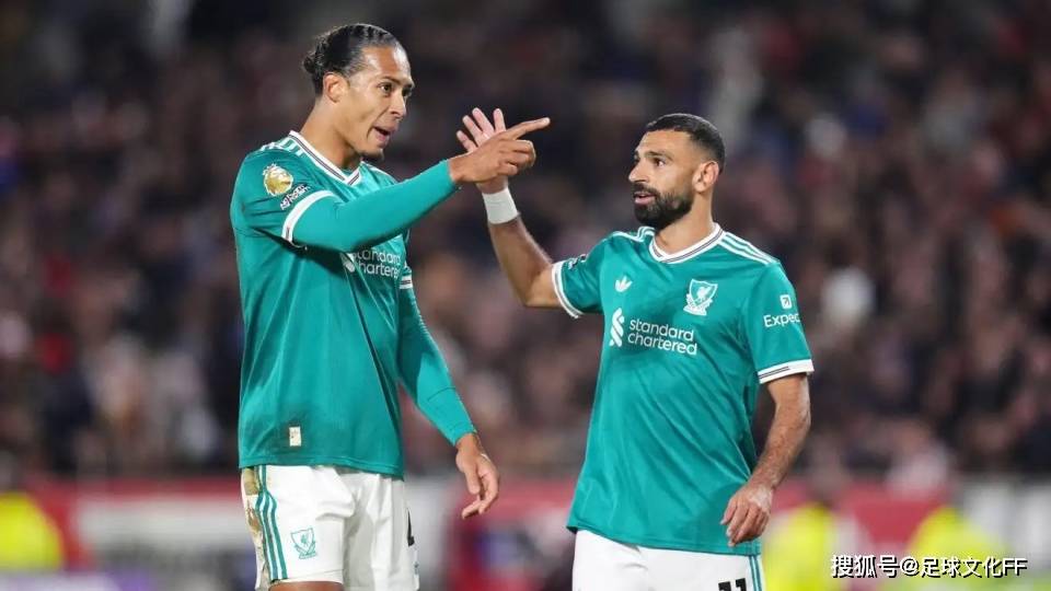 ชิลตันวิจารณ์สองดาวเด่นของลิเวอร์พูลว่า 