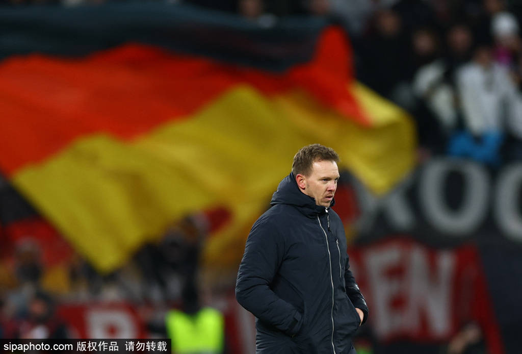 แฮร์รี่ เคน ลงสนามเป็นตัวสำรองและทำแฮตทริกพาบาเยิร์นคว้าชัยชนะอย่างง่ายดายด้วยคะแนนห้าดาวเหนือสตุ๊ตการ์ต การแข่งขัน: โอลิ-เซ - ผู้เล่นยอดเยี่ยมประจำการแข่งขัน