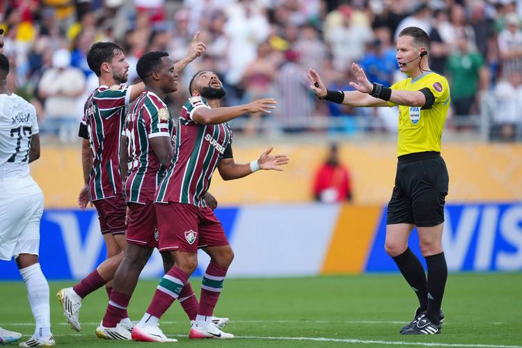 ศึกใหญ่แห่งเซเรียอา! นาโปลีเปิดบ้านดวลกับยูเวนตุสในการแข่งขันที่เต็มไปด้วยความสำคัญทั้งการลุ้นท็อปโฟร์และล้างแค้น_เกมเยือน_แชมเปียนส์ลีก