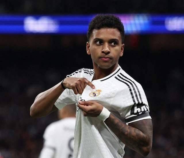 เรอัล มาดริด พร้อมขายกองหน้าวัย 24 ปีในราคา 70 ล้านยูโร: ลงสนาม 31 นัด ยิง 0 ประตู – ห้าสโมสรชั้นนำแสดงความสนใจ โรดรีโก้ อลอนโซ - โกล