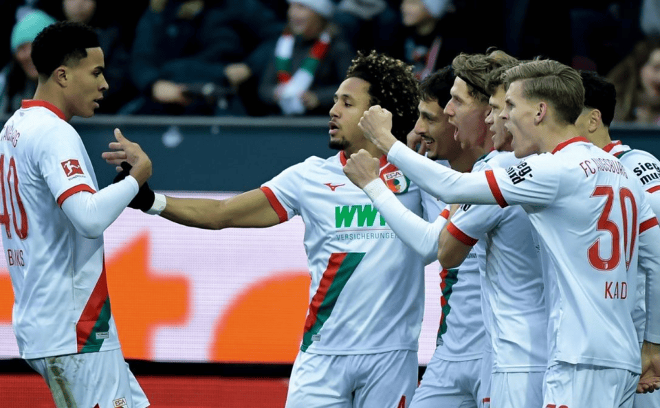 ช็อกสุดขีด! ยักษ์ใหญ่บุนเดสลีกาพลาดท่า พ่ายแพ้ในลีกเป็นนัดที่สองติดต่อกัน ขณะที่เยอร์เกนส์ไร้พลัง_เอาก์สบวร์ก_ไบเออร์ เลเวอร์คูเซ่น_การแข่งขัน