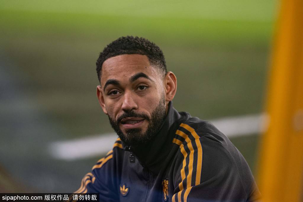 แมนเชสเตอร์ ยูไนเต็ด จะปรับทัพอย่างไรหลังจากการจากไปของผู้เล่นสามคนที่ไปแข่งขันแอฟริกา คัพ ออฟ เนชั่นส์? ปีศาจแดงจะสามารถผ่านพ้นช่วงเวลาที่ท้าทายนี้ไปได้หรือไม่? _ซาลิม มาซราอุย_ _อามาด_