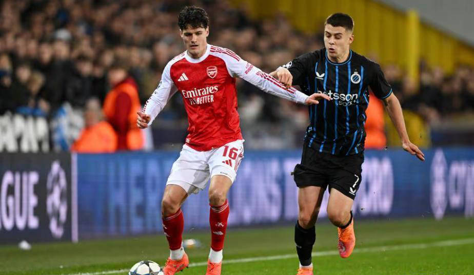 ค่ำคืนแห่งความตื่นเต้นในแชมเปียนส์ลีก: แมนเชสเตอร์ ซิตี้ พลิกกลับมาชนะ เรอัล มาดริด, อาร์เซนอล นำเป็นจ่าฝูงด้วยชัยชนะ 6 นัดติดต่อกัน, ปารีส และ ดอร์ทมุนด์ เสมอกันในนัดพลิกล็อกที่น่าทึ่ง: อาแจ็กซ์ พบ นาโปลี