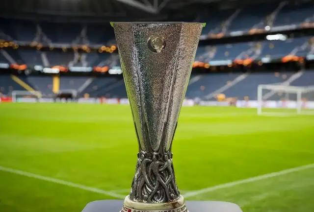 พรีวิว ยูโรป้าลีก: เซลติกเปิดบ้านรับโรม่า ขณะที่ความยิ่งใหญ่ของเซเรียอาน่าสั่นคลอน จัลโลรอสซี่อาจเปลี่ยนโฟกัสไปที่ยูโรป้าลีก _แชมเปียนส์ลีก_อินเตอร์ มิลาน_นาโปลี