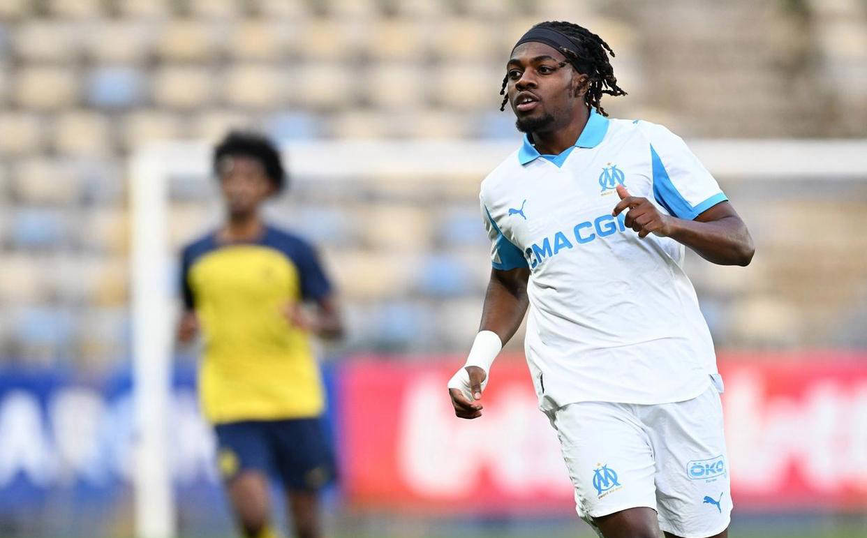 เมสัน กรีนวูด อดีตนักเตะแมนเชสเตอร์ยูไนเต็ดวัย 24 ปี ทำประตูได้สองครั้งในแชมเปียนส์ลีก ช่วยให้มาร์กเซยพลิกกลับมาเอาชนะแซงต์-กิลโยส์ และคว้าชัยชนะติดต่อกันเป็นครั้งที่สอง