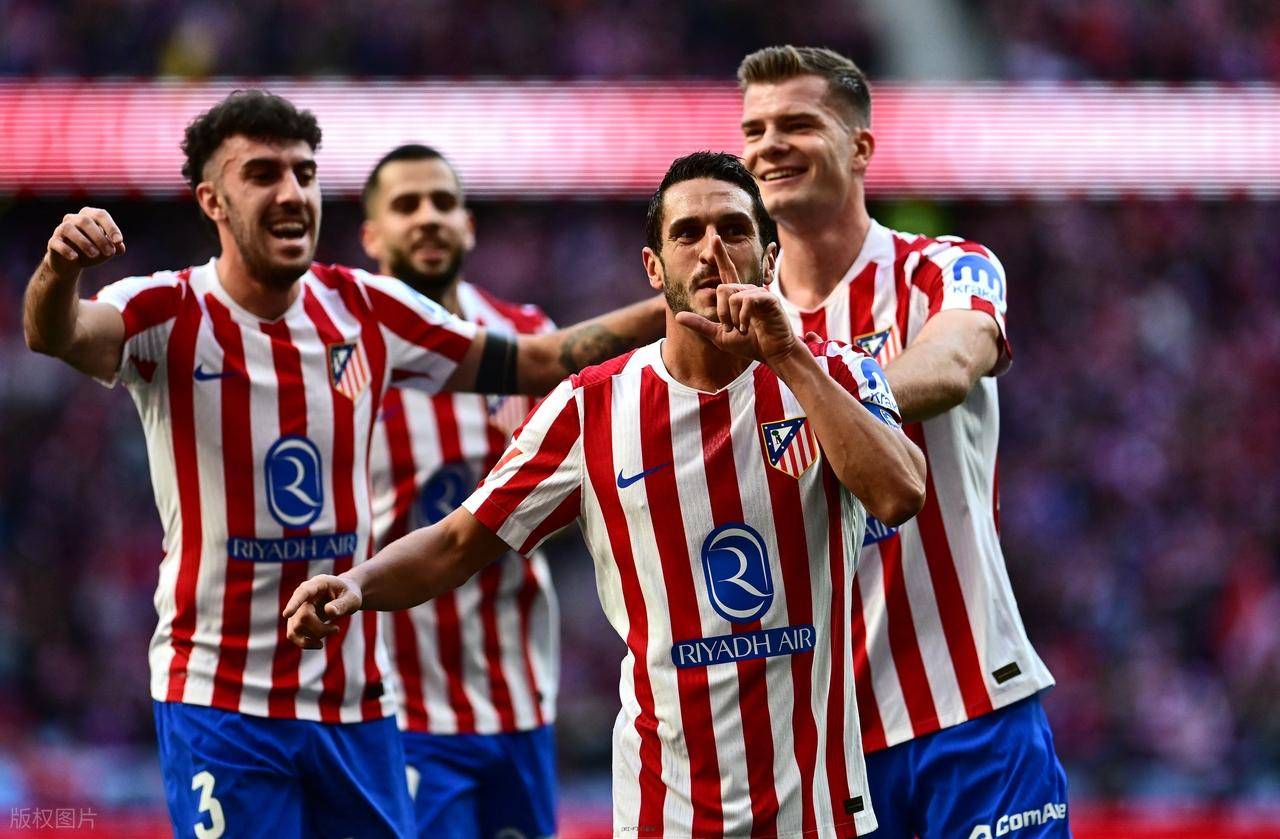 2-1: แอตเลติโก มาดริด ยุติสถิติแพ้สองนัดติดต่อกันในลาลีกาและไล่จี้สามอันดับแรก; กรีซมันน์ ยิงประตูชัยเด็ดขาด วาเลนเซีย ซีเอฟ ตารางคะแนน