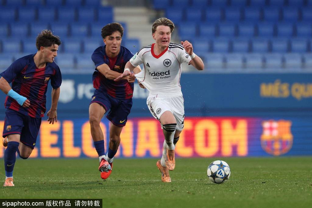 ทำไมบาร์เซโลนาถึงสะดุดเสมอในช่วงต้นของการแข่งขันโกปา เดล เรย์? กัวดาลาฮาราจะเป็นความท้าทายใหม่ได้หรือไม่? _การแข่งขัน_ เดมเบเล่ พบกับคู่แข่ง