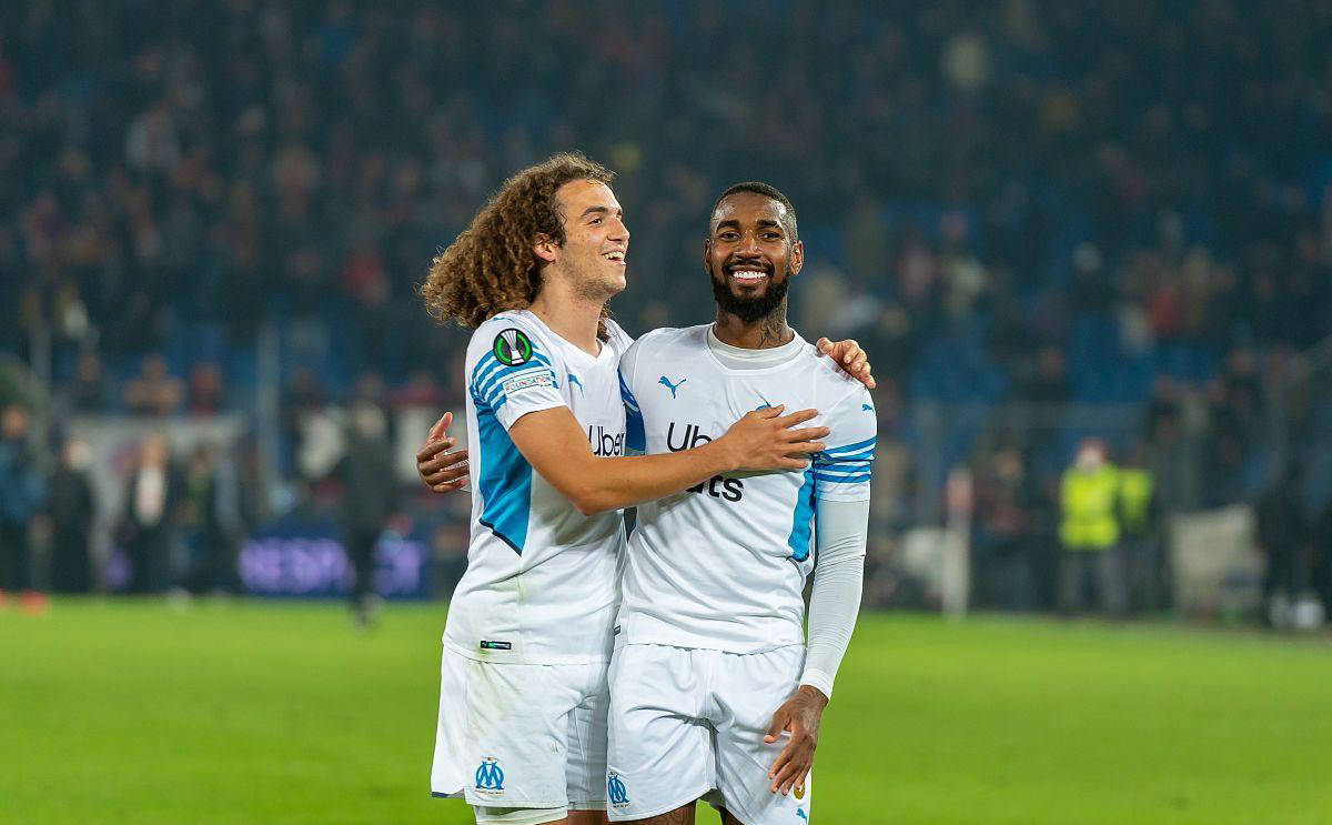 มาร์กเซยยังคงรักษาฟอร์มการเล่นในบ้านได้อย่างน่าเกรงขาม ขณะที่ผลงานนอกบ้านของโมนาโกยังคงย่ำแย่อย่างต่อเนื่อง ผลการแข่งขัน แชมเปียนส์ลีก กาลาตาซาราย