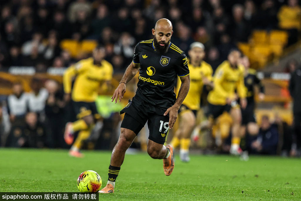 พรีวิวการแข่งขัน: ยูไนเต็ดเผชิญคู่แข่งที่แข็งแกร่ง + ซิตี้ตั้งเป้าคว้าชัยชนะ 6 นัดติดต่อกัน; ปารีสไล่ล่าเกียรติยศอินเตอร์คอนติเนนตัล _การแข่งขัน_ _เยือน_ _เกมรุก_