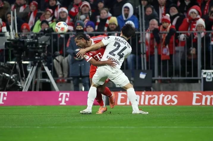 1-2 ถึง 2-2! แชมป์ลีกสูงสุด 6 สมัยเฉียดพลาดท่า พ่ายแพ้อย่างหวุดหวิด ครองบอล 85% และยิงถึง 24 ครั้ง ทำลายสถิติ 52 ปี_บาเยิร์น มิวนิค_แฮร์รี เคน_เซอร์จ์ กนาบรี