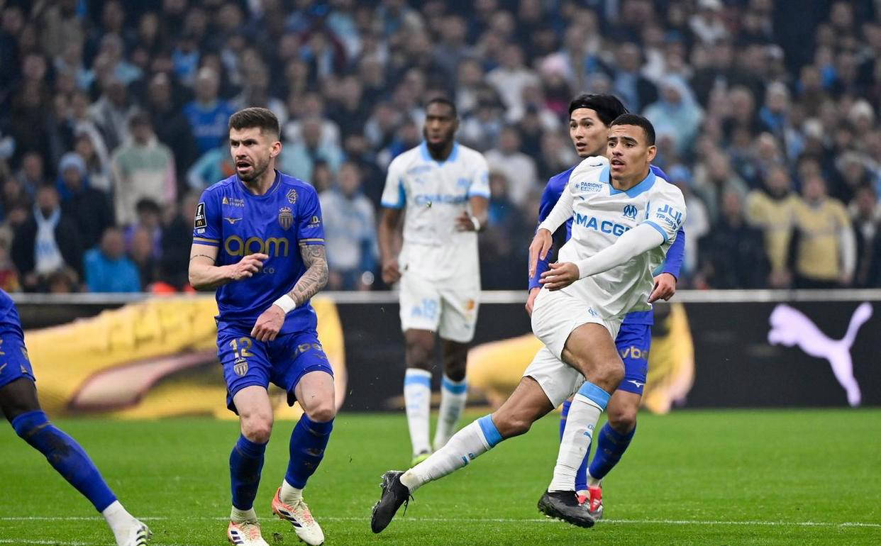 อัปเดตตารางคะแนนล่าสุด ลีกเอิง: ลีลล์พลิกสถานการณ์ขึ้นนำตาราง การแข่งขันชิงแชมป์ทวีความเข้มข้น แมตช์: มาร์กเซย การแข่งขัน