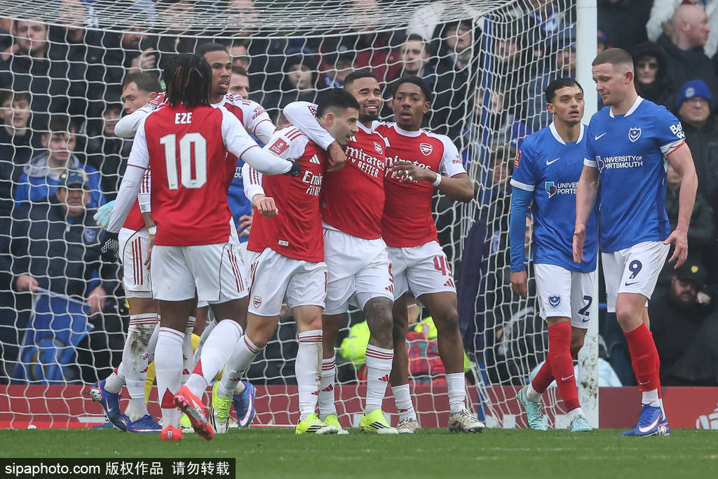 เอฟเอคัพ - มาร์ติน ลอเรนเต้ ทำแฮตทริก, ฮาแวร์ตซ์กลับมาลงสนาม อาร์เซนอลชนะ 4-1 เหนือ พอร์ตสมัธ มาดู เค ทำประตูจากลูกเตะมุม