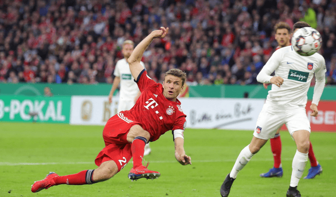 วันพุธ 014 บุนเดสลีกา โคโลญจน์ พบ บาเยิร์น พรีวิวการแข่งขัน: วิเคราะห์คะแนนและทำนายผล - การโจมตี - การป้องกัน - ความได้เปรียบในบ้าน