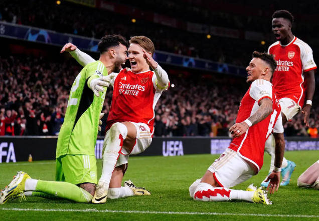 อาร์เซนอลคว้าตั๋วเข้ารอบ 16 ทีมสุดท้ายยูฟ่าแชมเปียนส์ลีกเป็นทีมแรก หลังโชว์ฟอร์มเหนือชั้นทั้งเกมรุกและรับ คว้าชัยชนะ 7 นัดติดต่อกันอย่างสุดยอด อินเตอร์ มิลาน, แมนเชสเตอร์ ซิตี้, กัลโช่ เซเรีย อา