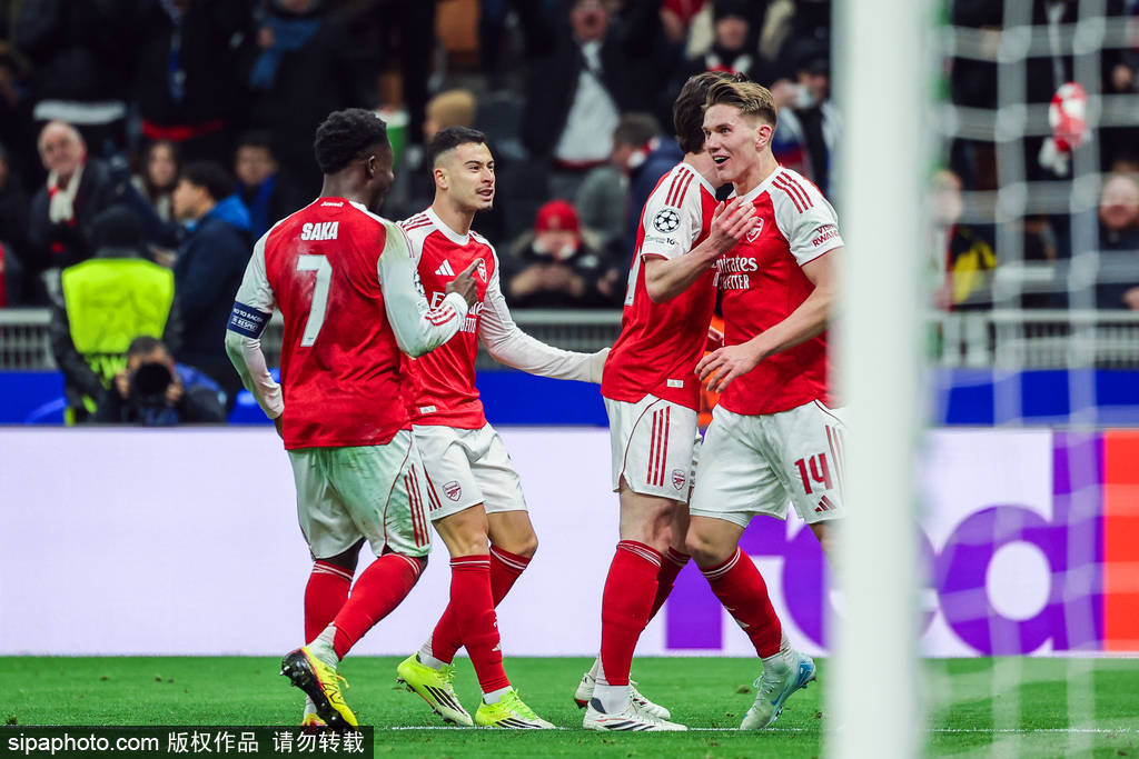 พรีวิวการแข่งขัน: แมนเชสเตอร์ ซิตี้ พบกับ ท็อตแน่ม ฮ็อตสเปอร์; อาร์เซนอล พบกับ ม้ามืด + เรอัล มาดริด และ บาร์เซโลนา เปิดบ้านรับทีมคู่แข่งที่อ่อนกว่า_เอลเช_พรีเมียร์ลีก