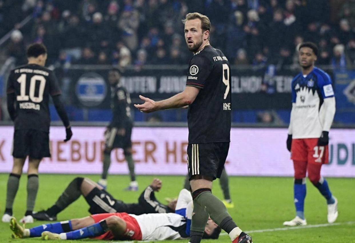 บาเยิร์น มิวนิค เสมอ ฮัมบูร์ก 2-2, ไลป์ซิก พ่ายแพ้อย่างน่าตกใจ 1-2 ในการอัปเดตอันดับบุนเดสลีกา_โบรุสเซีย ดอร์ทมุนด์_แชมเปียนส์ลีก_ฮอฟเฟ่นไฮม์