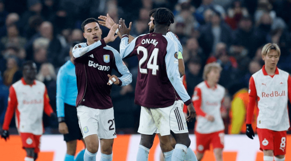 พลิกกลับมาชนะ 3-2! ชนะในช่วงท้ายเกม 1-0! คืนแห่งความบ้าคลั่งเมื่อวิลล่าพลิกสถานการณ์อย่างน่าทึ่ง ลีลล์ผ่านเข้ารอบอย่างหวุดหวิด โรม่าผ่านเข้ารอบ _แมตช์_ ซัลซ์บวร์ก_ลียง