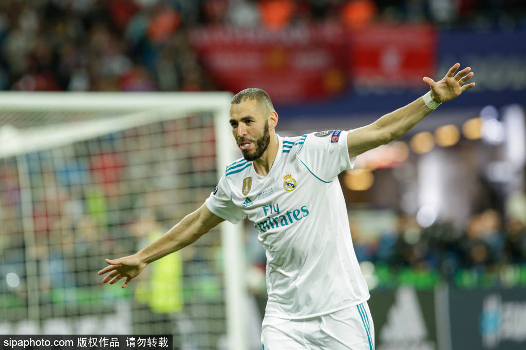 ทางการ: อัล-นาสเซอร์ ประกาศเซ็นสัญญากับ คาริม เบนเซม่า ด้วยสัญญา 18 เดือน สวมเสื้อหมายเลข 90 นักเตะชาวฝรั่งเศสเข้าร่วมสโมสรที่ตั้งอยู่ในเจดดาห์