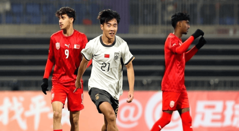 ดง ลู่: ดาวรุ่งฟุตบอลจีนวัย 17 ปี อาจได้ย้ายร่วมทีมเรอัล มาดริด หรือ บาร์เซโลนา! ความสามารถทางร่างกายและเทคนิคยอดเยี่ยม - ดาวรุ่งอันดับหนึ่งของจีนประจำปี 2009_Shuai Weihao_การแข่งขัน_เอเชียนคัพ