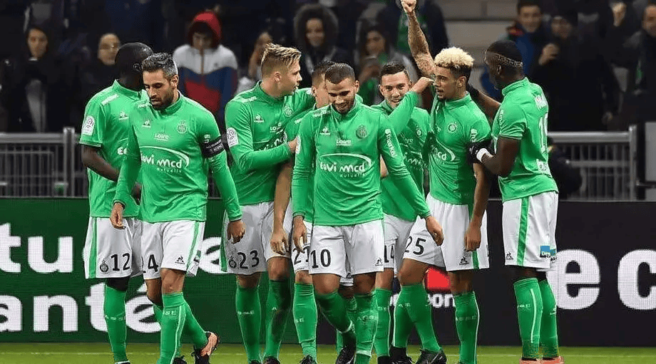 พรีวิวฟุตบอลถ้วยฝรั่งเศส: ลียง พบ ลาวาล - วันพุธ 002 การเผชิญหน้าระหว่างทีมแกร่งลีกเอิงกับทีมลุ้นหนีตกชั้นจากลีกเดอซ์ โครงสร้างเกมรับที่แน่นหนาปะทะจุดแข็งเกมรุก