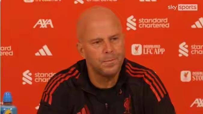 ช่องว่างหกแต้มและตารางการแข่งขันที่หนักหน่วง! การแข่งขันชิงแชมป์พรีเมียร์ลีกของแมนเชสเตอร์ซิตี้ถูกเขียนบทไว้แล้วหรือยัง? _แอสตัน วิลล่า_, _อาร์เซนอล_, การแข่งขันที่ยากลำบากรออยู่ข้างหน้า