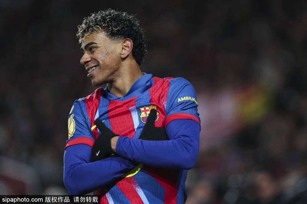 โกปา เดล เรย์ - ยามาลทำประตู, เดอ ยอง และแรชฟอร์ดช่วยทำแอสซิสต์พาบาร์เซโลนาเข้ารอบรองชนะเลิศด้วยสกอร์ 2-1 อลาเบส โอล์โม่ เขตโทษ