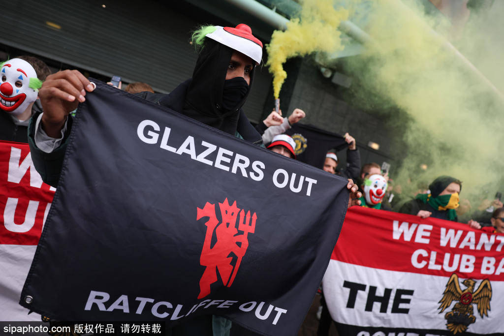 แมนเชสเตอร์ ยูไนเต็ด พัก 13 วัน: อยู่ซ้อมที่แคร์ริงตันเพื่อเตรียมตัวรับมือเอฟเวอร์ตัน แต่การแข่งขันนัดกระชับมิตรอาจถูกยกเลิกกะทันหันได้หรือไม่? _การแข่งขัน_ _ประโยชน์ระยะยาว_ _รายละเอียด_