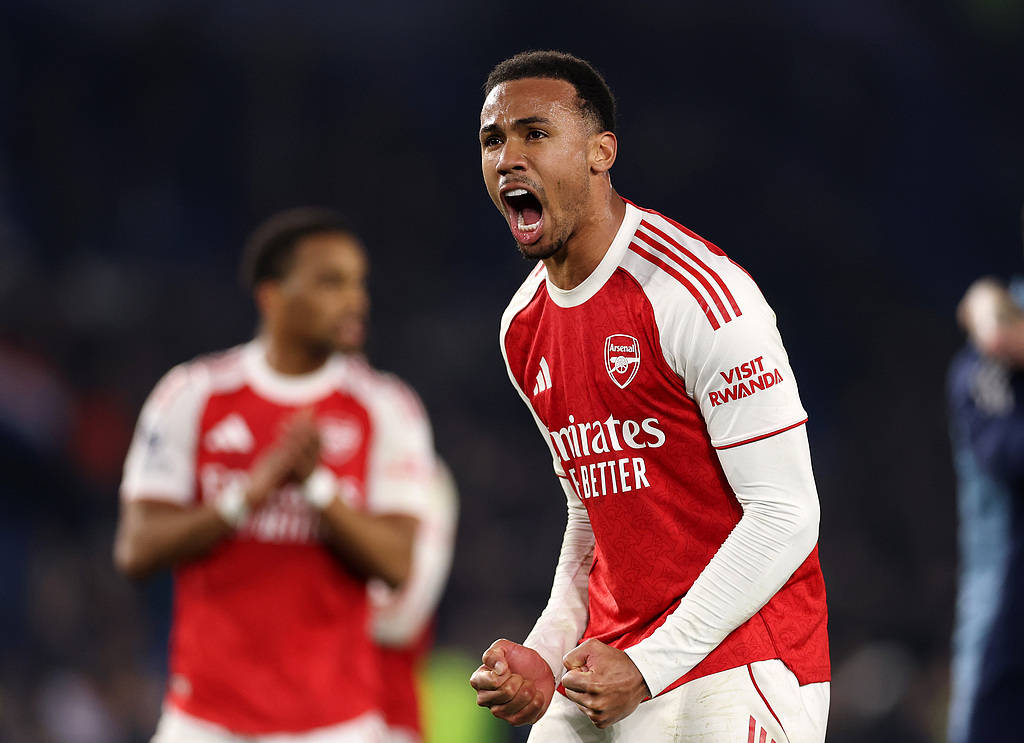 สปอร์ตเน็ตเวิร์ก | อาร์เซนาโล่ นำ 7 แต้มในเกมเดียว แมนฯ ยูไนเต็ด ไร้พ่ายใน 11 นัดและจบ