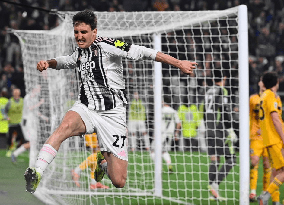 ทุกทีม ชนะ แมนฯ ซิตี้ ผ่านเข้ารอบก่อนรองชนะเลิศ 3-1 นิวคาสเซิ่ล, บาร์เซโลน่า 1-0 บิลเบา นำ 4 แต้ม, ยูเวนตุส 4-0_บิซา_ชิคาโร่ _ อาร์เซนอล