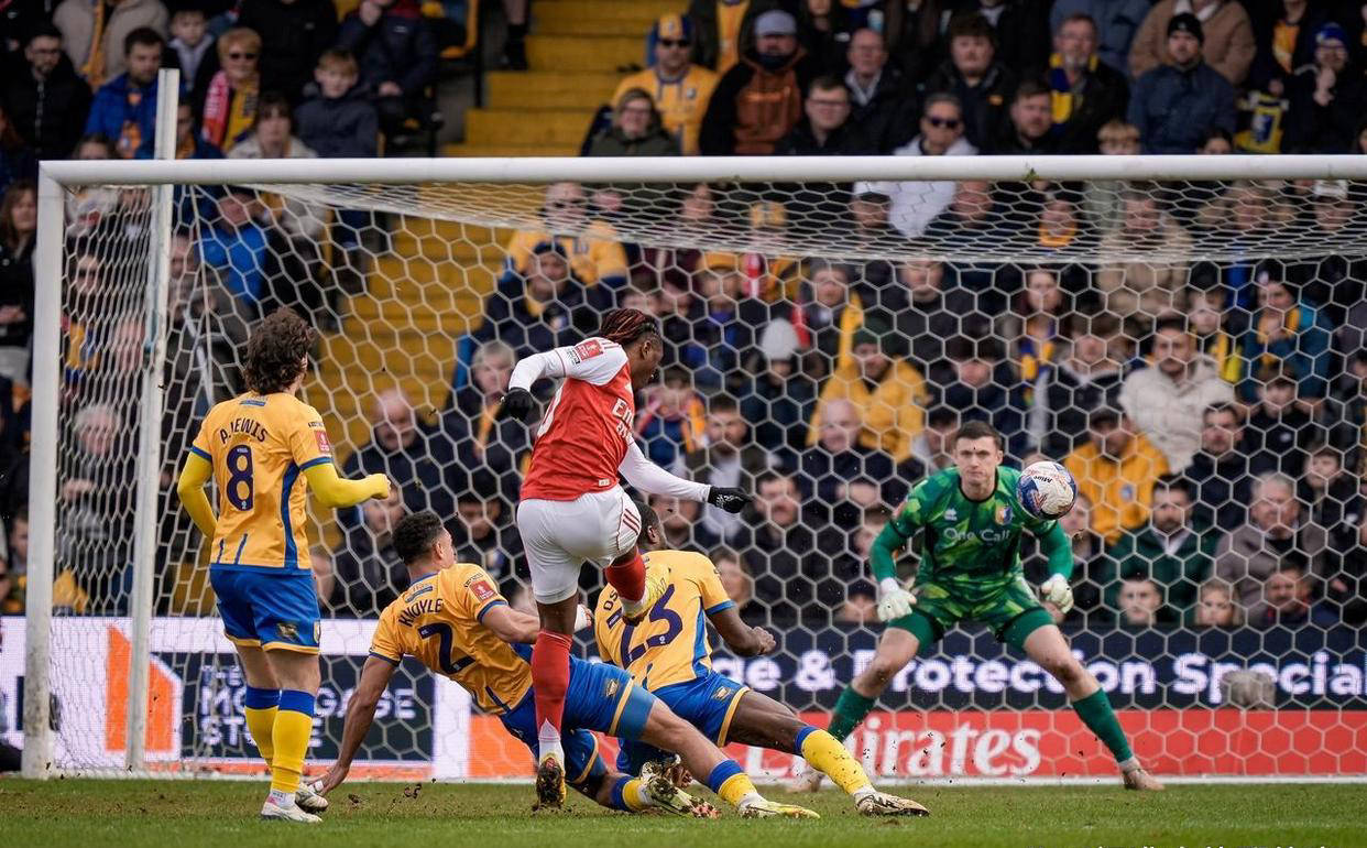 อาร์เซนอล 2-1 เรคแมนส์ฟิลด์, เอฟเอ คัพ ลีก วัน ดวล ผลงานที่ซบเซาของพระเยซู ดึงดูดความสนใจ_competition_uefa แชมเปี้ยนส์ลีก_อินเตอร์ มิลาน