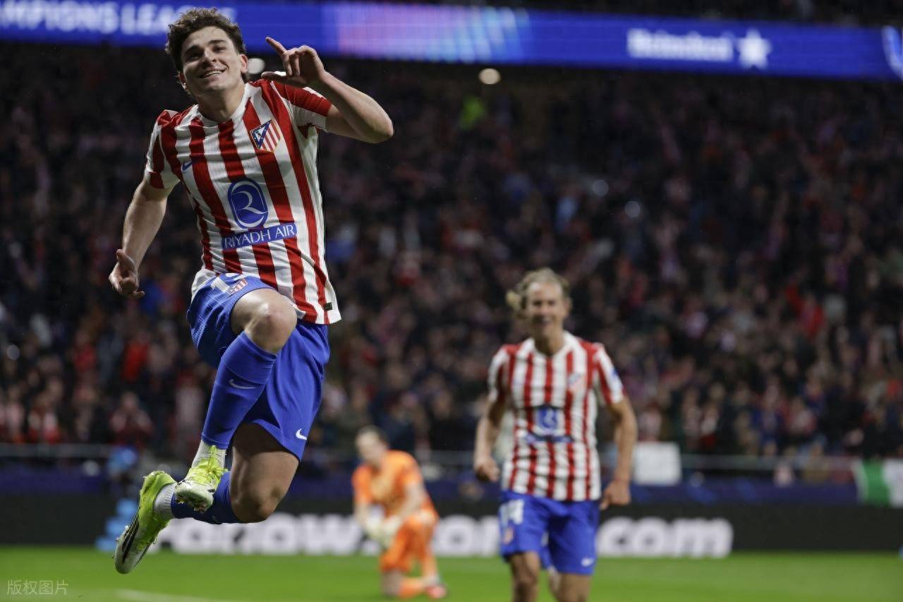 ความเจ็บปวดของแมนเชสเตอร์ ซิตี้: อัลวาเรซ วัย 26 ปี มีคะแนนเต็ม 10 คะแนน + MVP! คู่เสียง + ชีวประวัติที่ยอดเยี่ยม ผู้กำกับ Atletico 5-2_assim_attack_game