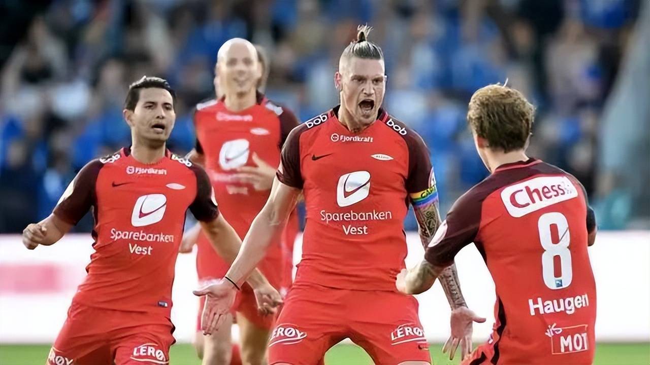 โค้ชโบด เปล่งประกาย: ไม่ชัดเจนว่าทำไมถึงเล่นแบบนี้ ทีมยังห่างไกลจากการเล่นอย่างที่ควรจะเป็น_Sports_Portugal_Uefa Champions League