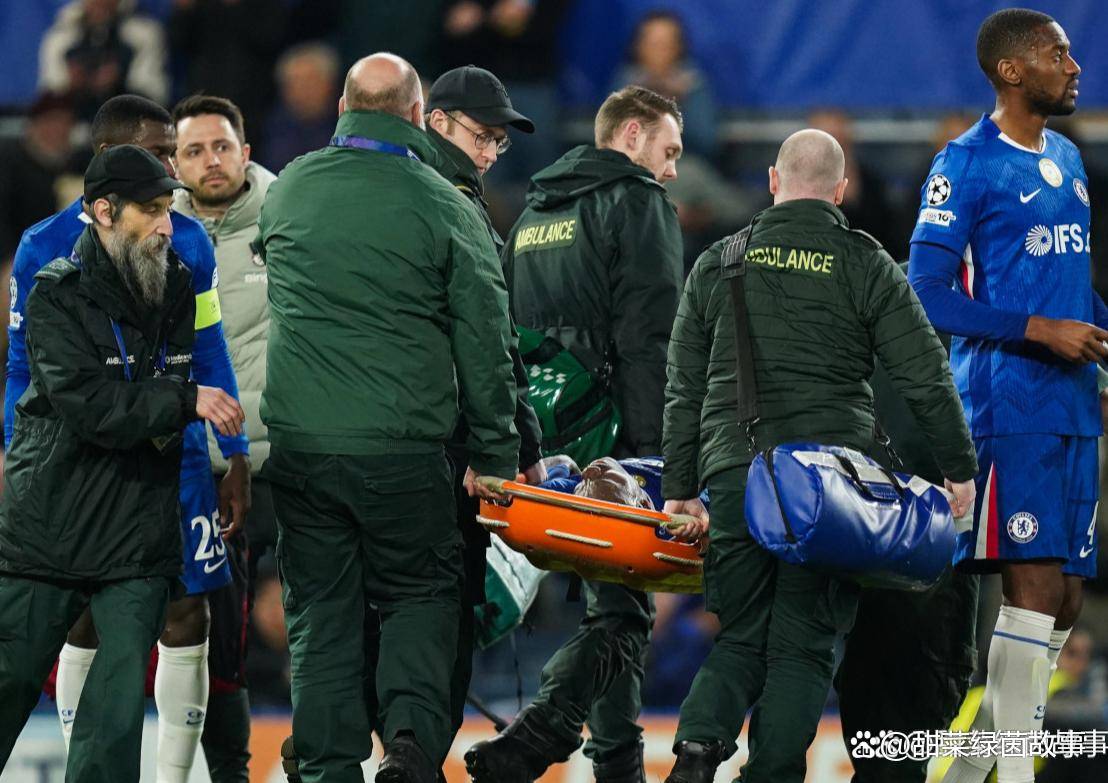 ข่าวอาการบาดเจ็บของเชลซี: รอสซิเนียร์ให้สถานการณ์ล่าสุดหลังจากถูกยกขึ้นบนเปลหามกับปารีสแซงต์แชร์กแมง