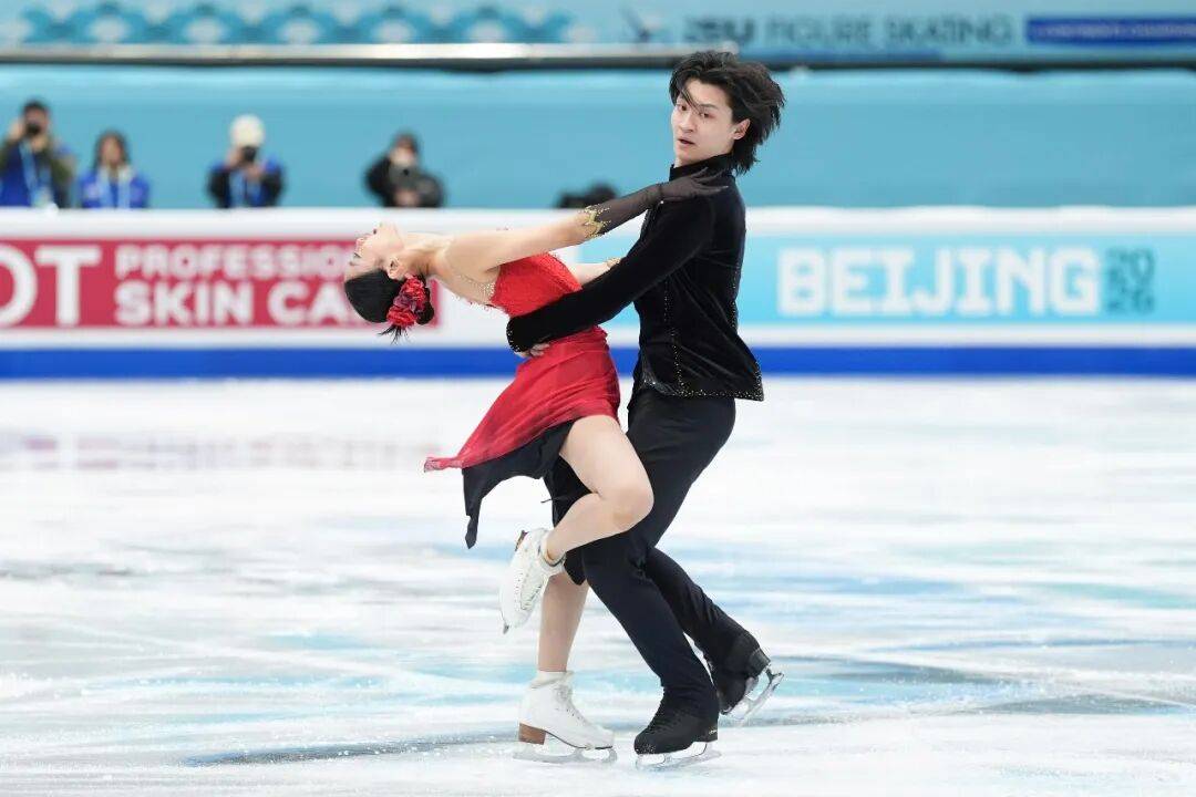 หัวหน้า James NBA ฝันที่จะปิดกั้น เมืองเจ้าภาพของฟุตบอลโลกในสหรัฐอเมริกาได้รับเงินมากกว่า 600 ล้านดอลลาร์สหรัฐในกองทุนรักษาความปลอดภัย |