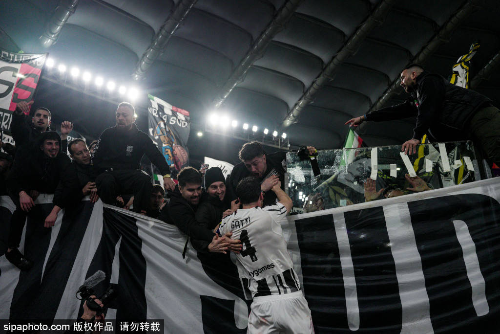 การแข่งขัน Europa League ที่น่าตื่นเต้น: Roma 3-3 Bologna เป้าหมายและความผิดพลาดของ Ndika อยู่ใน focus_malen