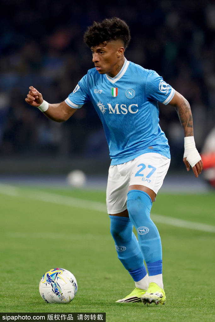 เซเรียอา ระเบิด! แม็คโทมิเนตทำประตูในไลท์นิ่ง เนเปิลส์ ชนะ 4 นัดติดต่อกัน คอนเต้ นำทีมขึ้นอันดับ 1 ของรายการ มิลาน ตัวสั่น!_ ยูฟ่า แชมเปี้ยนส์ ลีก_อินเตอร์ มิลาน_แมนฯ ยูไนเต็ด