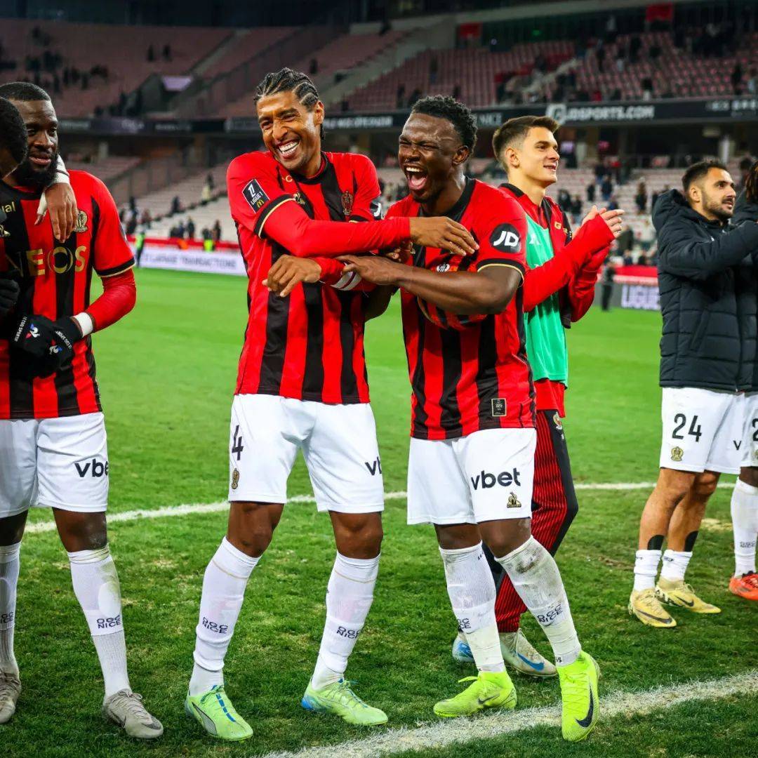 【ลีกเอิง 1】การแบ่งปันคะแนนที่ถูกต้องล่าสุด: วันเสาร์ที่ 029 NICE vs ปารีส แซงต์ แชร์แมง_German_Tactics_Tang สีน้ำตาล