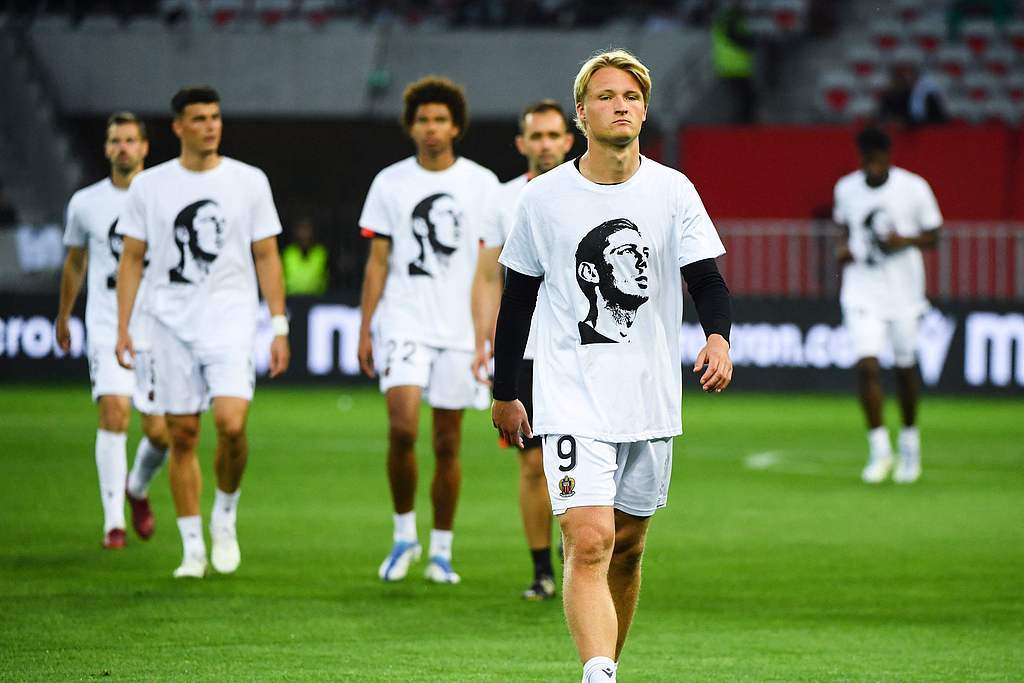 NICE vs Paris Saint-Germain: Ligue 1 โฟกัสการทำนายคะแนนการต่อสู้และการวิเคราะห์การแข่งขัน_offensive_competition_uefa champions league