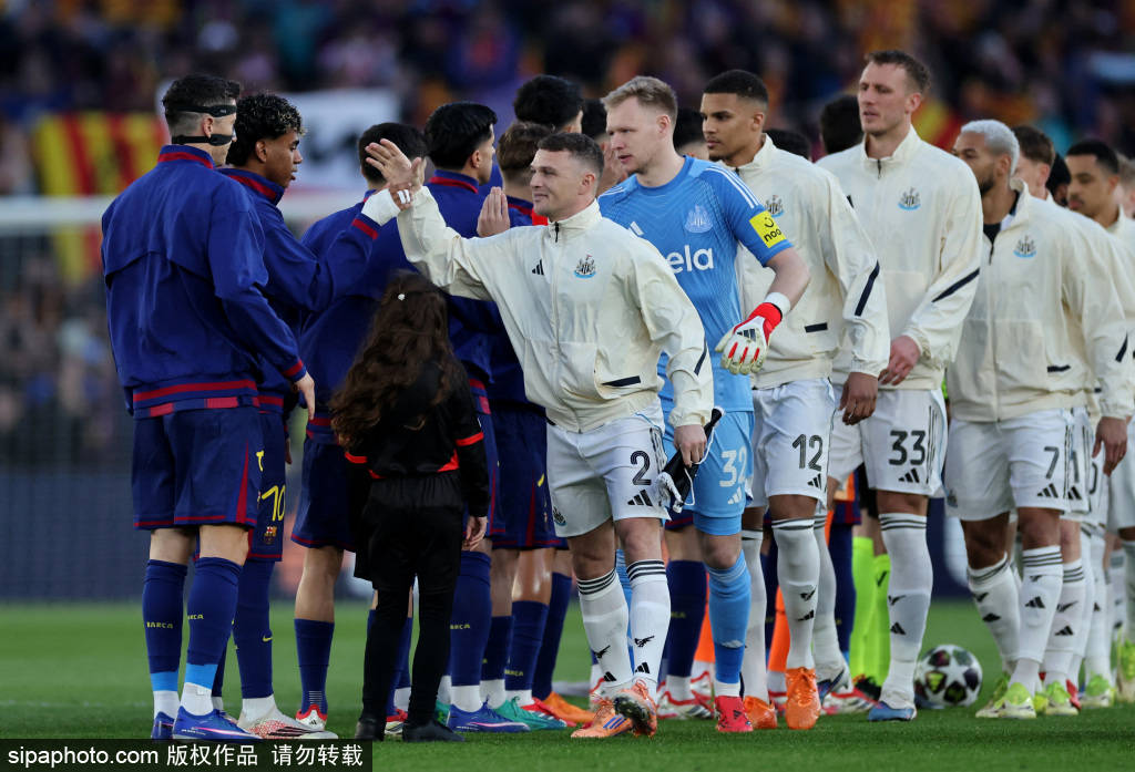 ผู้นำฟุตบอลหญิงกลับมาแล้ว! บาร์เซโลน่า 7-1 ชนะ แอธเลติก บิลเบา, ดาบ 3 แบทเทิล เรอัล มาดริด_มิดเดิลฟิลด์_เฟิร์ส ฮาล์ฟ