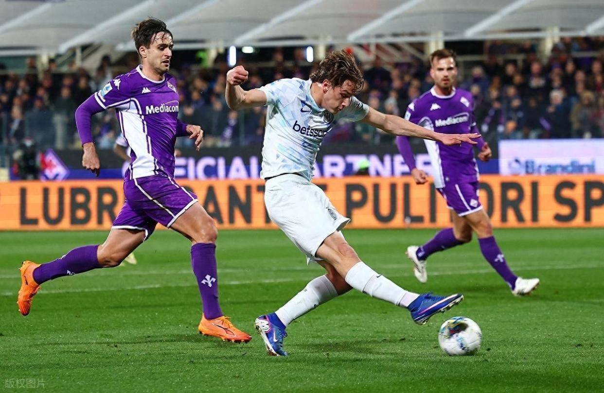 ฟลอเรนซ์ 1-1 อินเตอร์ มิลาน คะแนนหลังการแข่งขัน: ไม่ใช่ PEO 1, อินเตอร์ ไมล์ 1 อันดับ 1ST_BARELLA_BALL_RESTRICTED AREA