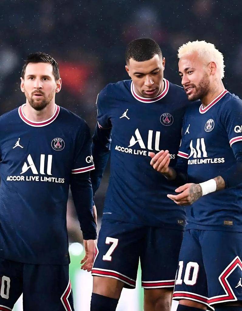 Pochettino บอกว่า Messi และ Mbappe เข้ากันไม่ได้! แต่ก็ถือว่าผิด!_ player_master coach_tactics