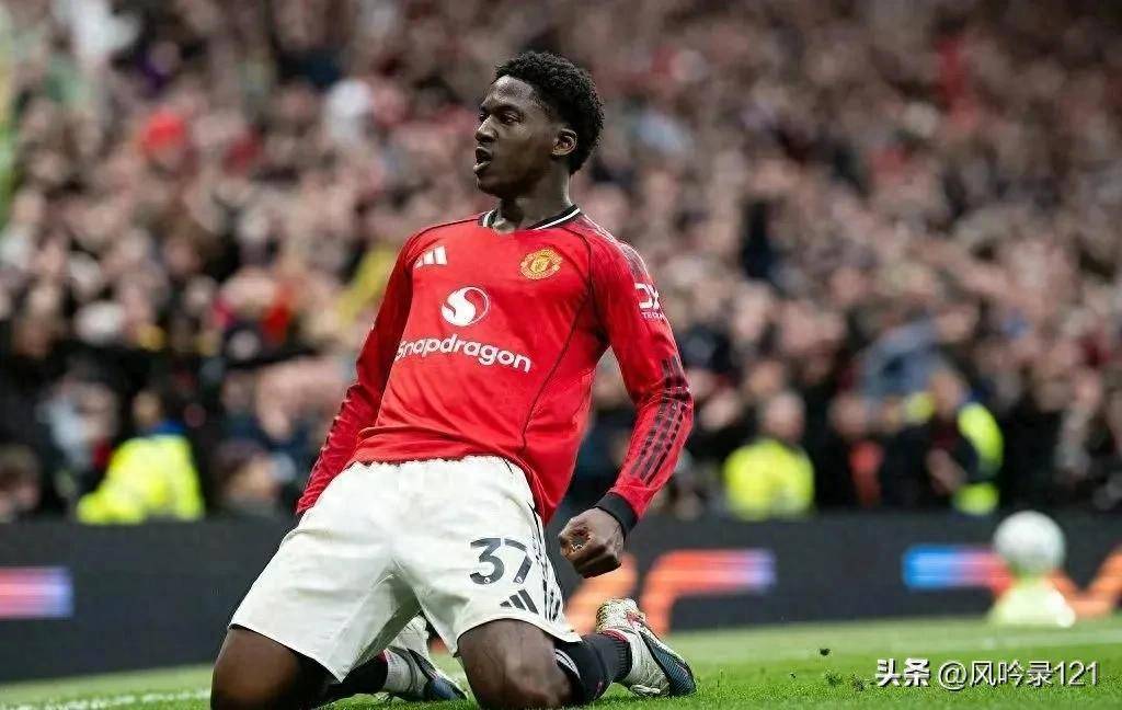 กับ ท็อตแน่ม 2-1 เสีย คริสตัล พาเลซ 0-3 แมนฯ ยูไนเต็ด 3-2 ลิเวอร์พูล อันดับพรีเมียร์ลีก ปล่อย_Breakthrough_Arsenal_Europa League
