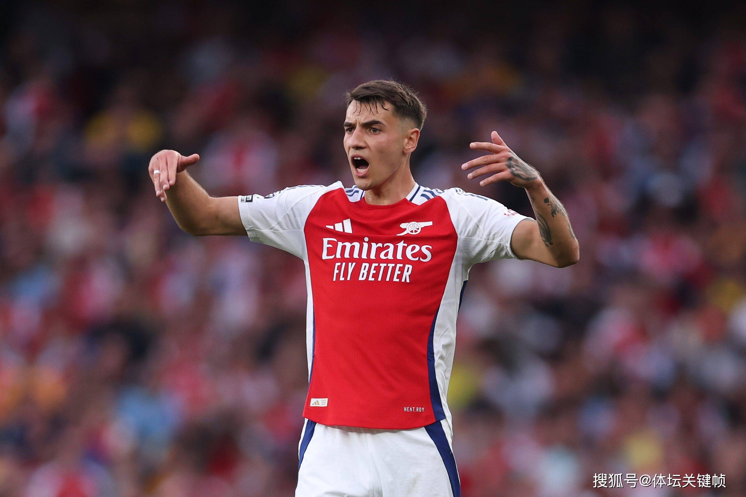 การย้ายทีมครั้งแรกของ Arsenal ในฤดูร้อนนี้เสร็จสมบูรณ์แล้ว! Kivior ย้ายไปปอร์โตอย่างเป็นทางการ ออกจาก Gunners_Season_euro_chairman อย่างเป็นทางการ