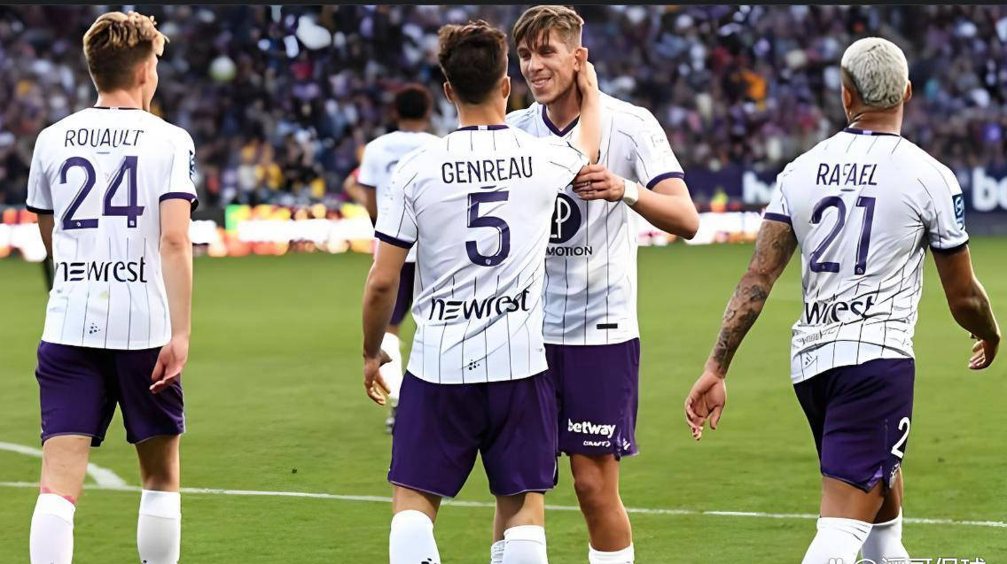 2 พฤษภาคม Cuomo เผชิญหน้ากับ Naples และ Atlanta กับ Genoa อูดิเนเซ่เผชิญหน้ากับตูริน